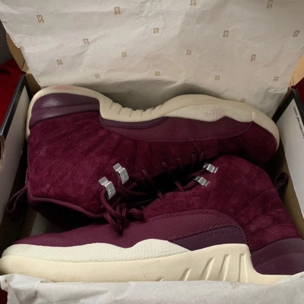 Jordan 12 Bordeaux